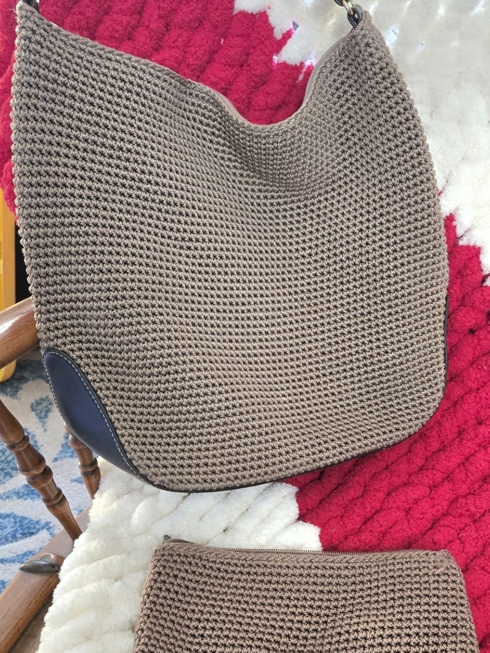 8Elliott Lucca Taupe Woven Shoulder Bag with Black Trim with Zip Bag